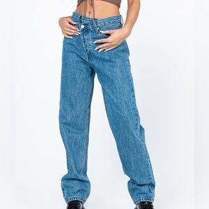 Princess Polly straight leg asymmetrical jeans size 2